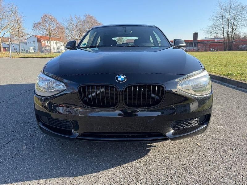 Gebraucht BMW 116 Advantage 136 PS (100 kW) 2014 Schwarz Kleinwagen