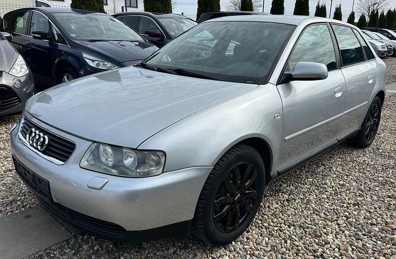Gebraucht Audi A3 Sport 125 PS (91 kW) 2002 Silber Kleinwagen