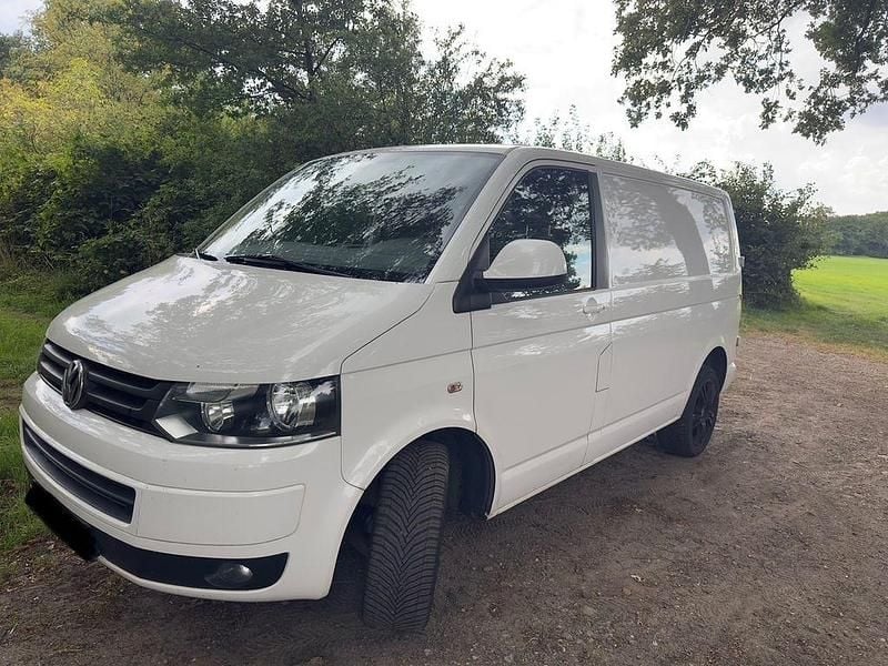 Weiß Gebraucht 2011 VW T5 Van | 8.900 € (Superpreis) - Bild 1/4