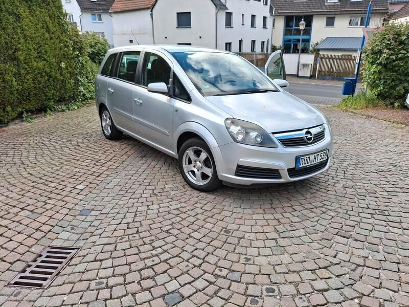 Silber Gebraucht 2006 Opel Zafira Van / Kleinbus | 3.900 € (Fairer Preis) - Bild 1/4