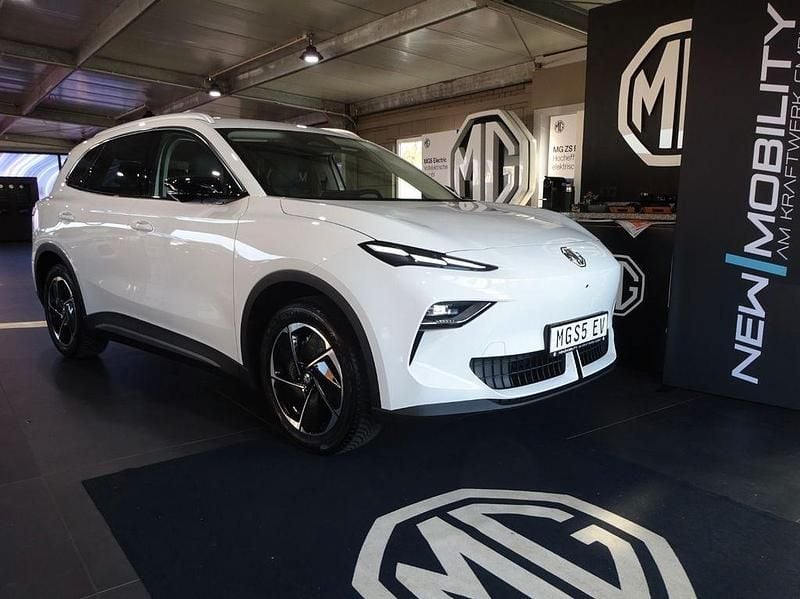 Neu MG MG5 EV Luxury 169 kW (231 PS) 2025 Kombi
