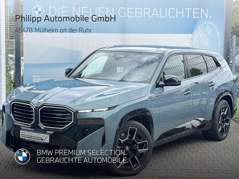 Cape york gruen Gebraucht 2024 BMW XM Comfort Edition SUV | 101.799 € - Bild 1/4