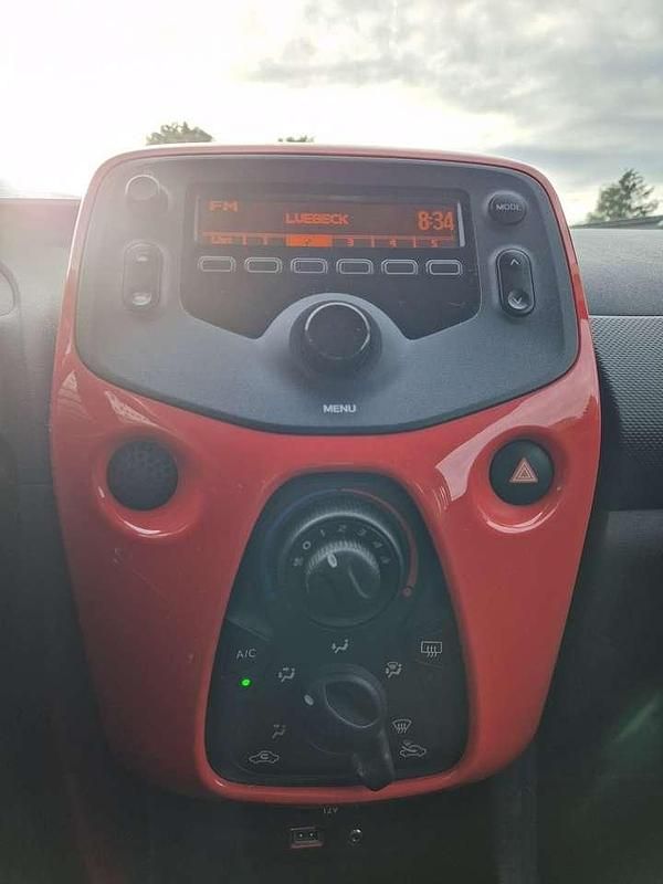 Gebraucht Citroën C1 Feel 69 PS (50 kW) 2015 Schwarz Kleinwagen