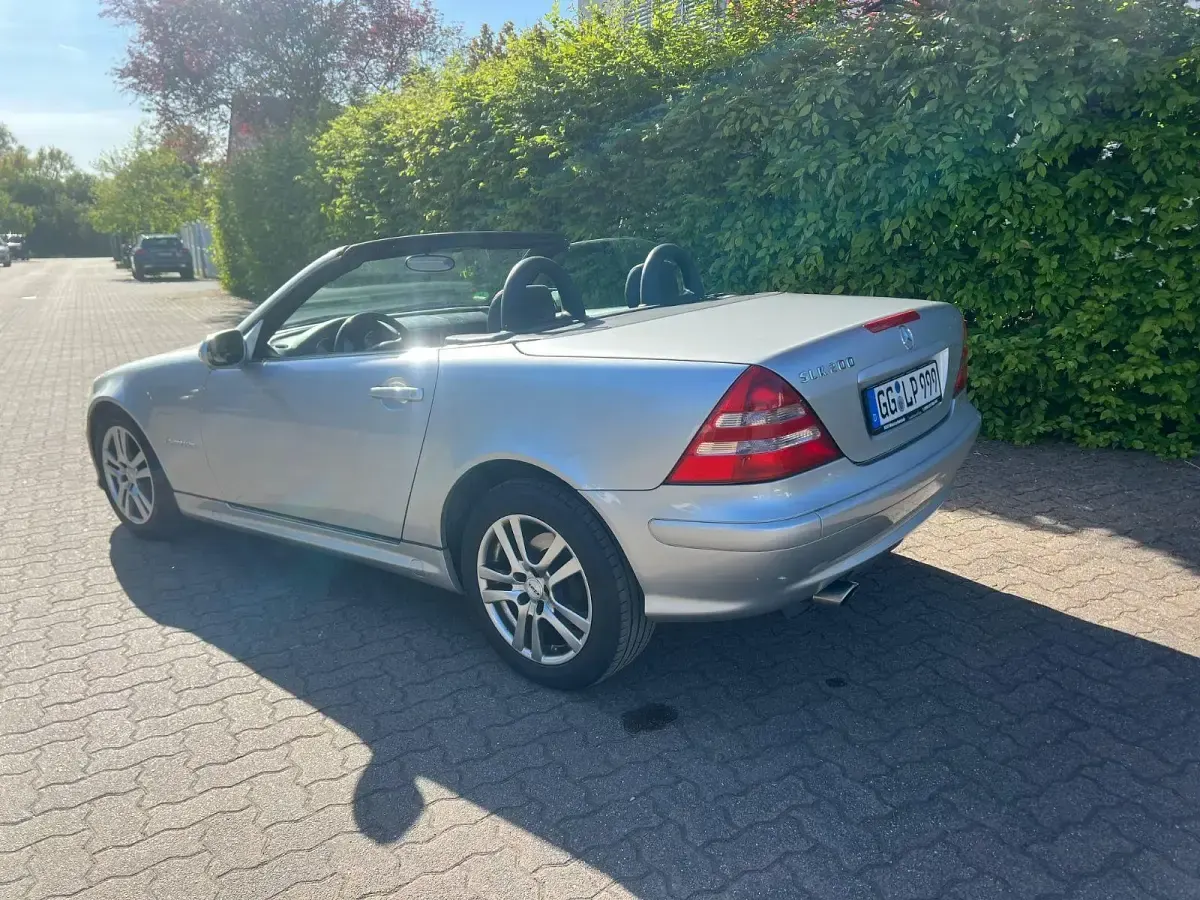 Gebraucht Mercedes SLK200 163 PS (119 kW) 2003 Silber Cabrio