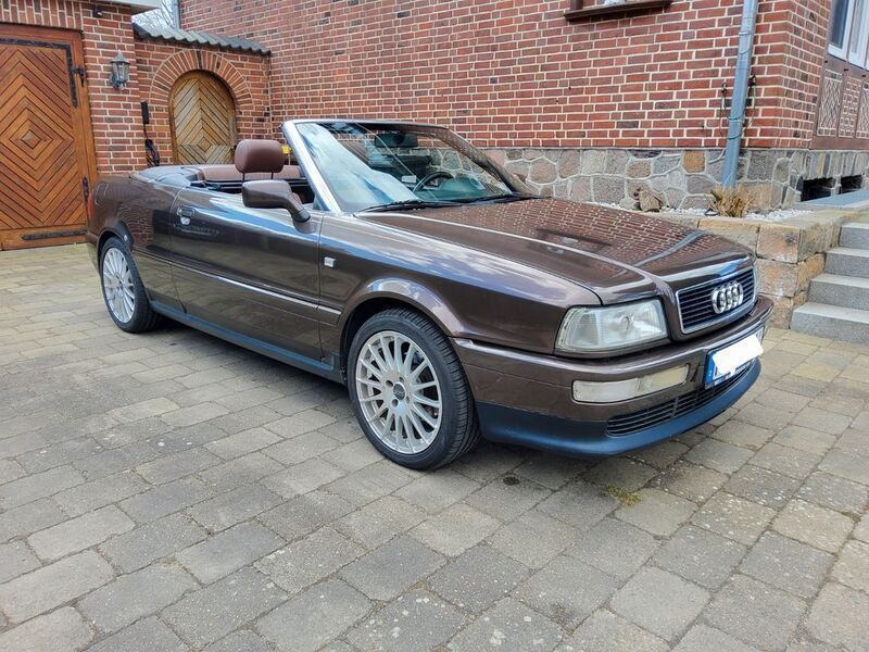 Braun Gebraucht 1998 Audi Cabriolet Prestige Cabrio | 15.500 € (Teuer) - Bild 1/4