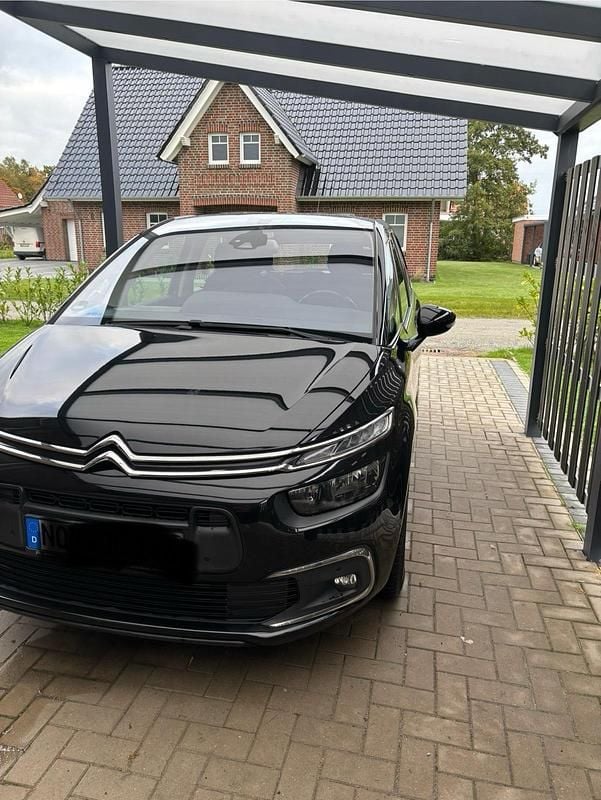 Schwarz Gebraucht 2017 Citroën C4 Van / Kleinbus | 9.250 € (Etwas zu teuer) - Bild 1/4