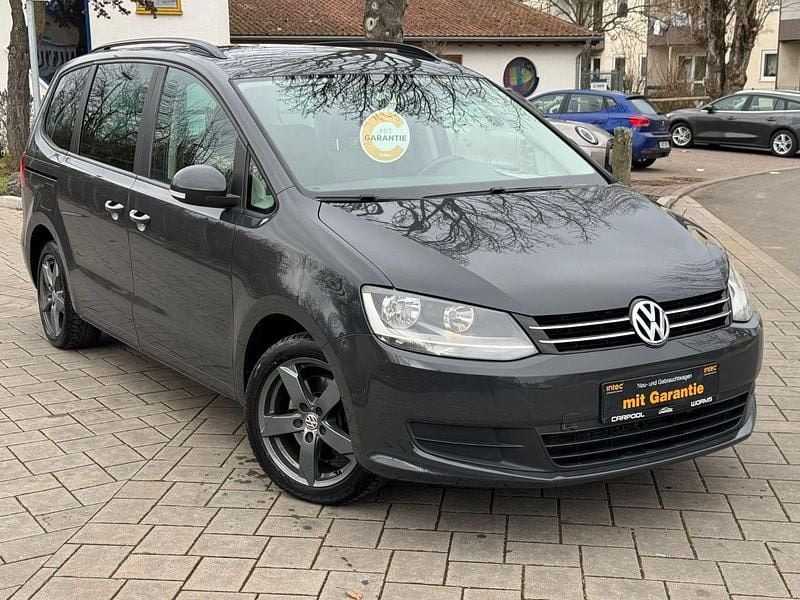 Gebraucht VW Sharan Trendline 150 PS (110 kW) 2012 Grau Van / Kleinbus