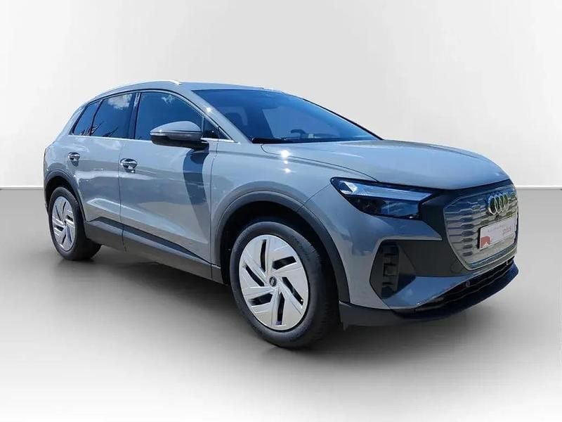 Second-hand Audi Q4 e-tron 125 kW (170 CP) 2023 Gri SUV