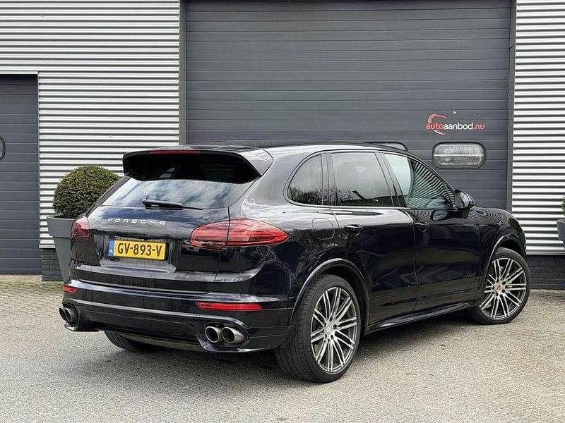 Second-hand Porsche Cayenne Sport 416 CP (305 kW) 2015 Negru SUV