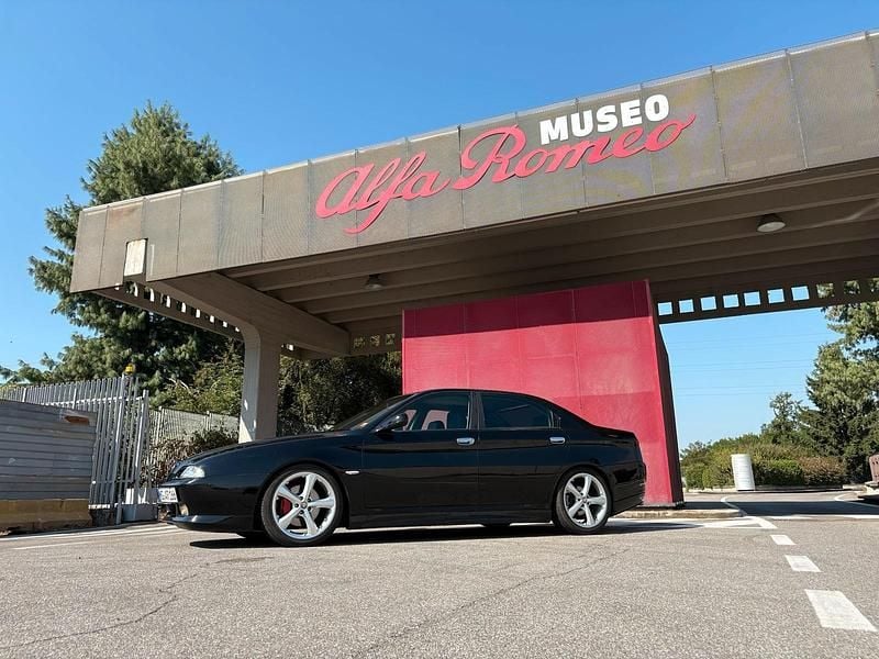 Gebraucht Alfa Romeo 166 226 PS (166 kW) 2000 Schwarz Limousine