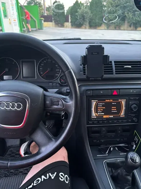 Gebraucht Audi A4 140 PS (102 kW) 2007 Schwarz Limousine