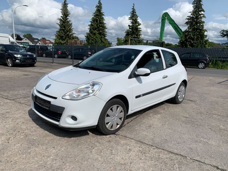 Weiß Gebraucht 2010 Renault Clio III Expression Kleinwagen | 1.700 € (Fairer Preis) - Bild 1/4