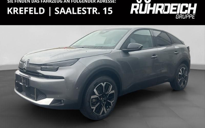 Neu Citroën C4 PureTech 145 PS (106 kW) 2025 Grün Limousine