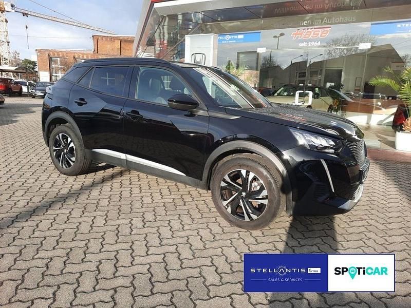 Gebraucht Peugeot 2008 Allure 101 PS (74 kW) 2023 Schwarz SUV