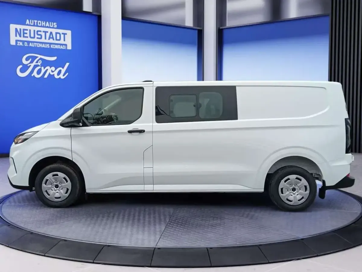 Neu Ford Transit Custom Trend 150 PS (110 kW) 2025 Weiß Van / Kleinbus