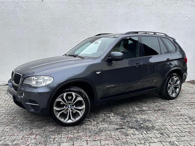 Grau Gebraucht 2012 BMW X5 Comfort Edition SUV | 16.890 € (Fairer Preis) - Bild 1/4