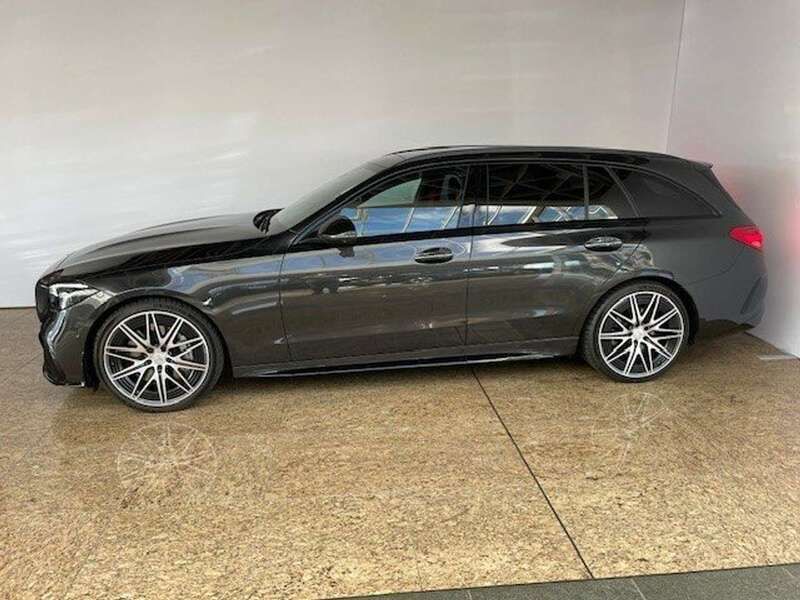 Gebraucht Mercedes C43 AMG Premium Plus 408 PS (300 kW) 2023 Lack graphitgrau Kombi