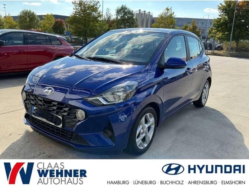 Blau Gebraucht 2022 Hyundai i10 Trend Kleinwagen | 13.990 € (Guter Preis) - Bild 1/4