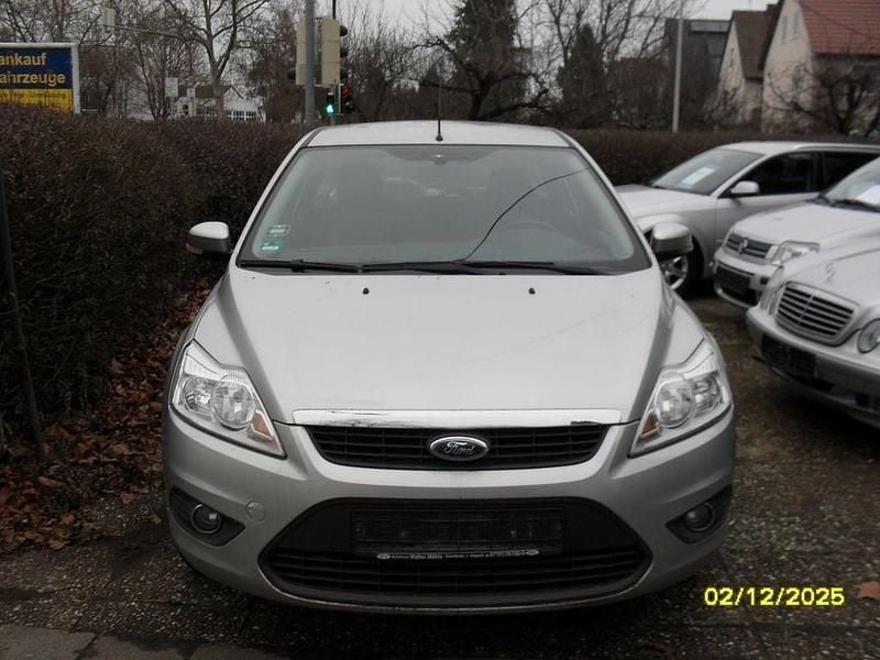Gebraucht Ford Focus Sport 101 PS (74 kW) 2009 Silber Limousine