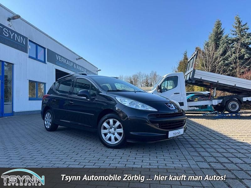 Gebraucht Peugeot 207 Tendance 73 PS (53 kW) 2008 Schwarz obsidien/metalliclack Kombi