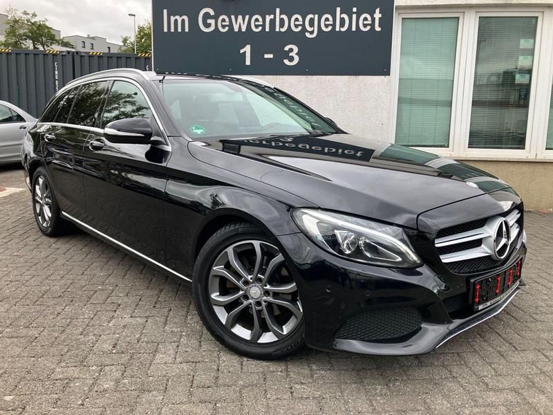 Schwarz Gebraucht 2016 Mercedes C200 Avantgarde Kombi | 12.200 € (Guter Preis) - Bild 1/4