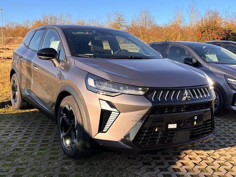 Neu Mitsubishi Grandis Diamant Edition 141 PS (103 kW) 2025 Grau SUV