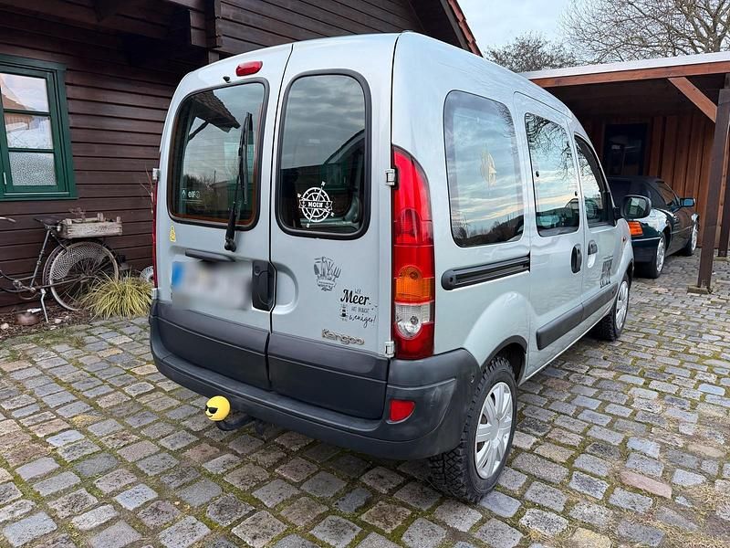 Gebraucht Renault Kangoo 75 PS (55 kW) 2004 Silber Van / Kleinbus