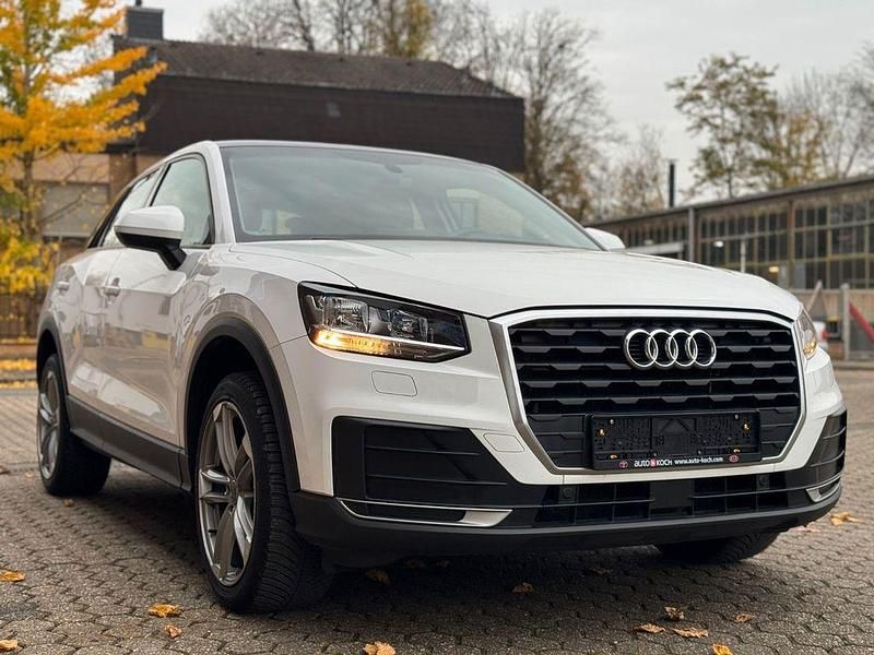 Weiß Gebraucht 2017 Audi Q2 SUV | 18.990 € (Fairer Preis) - Bild 1/4