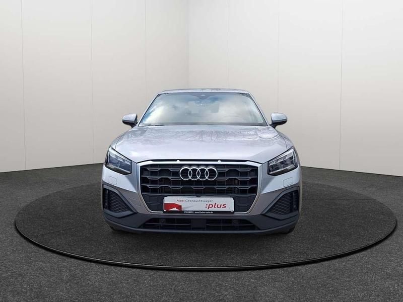 Gebraucht Audi Q2 Comfort 110 PS (80 kW) 2022 Silber SUV