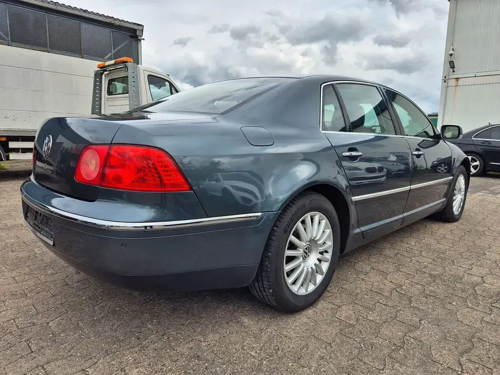 Gebraucht VW Phaeton 224 PS (164 kW) 2005 Grau Limousine