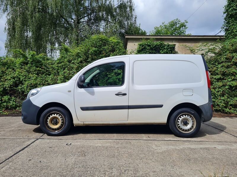 Weiß Gebraucht 2017 Renault Kangoo Van / Kleinbus | 8.000 € (Guter Preis) - Bild 1/4