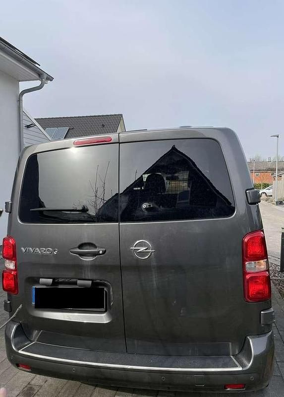 Gebraucht Opel Vivaro-e Combi 100 kW (136 PS) 2021 Grau Van