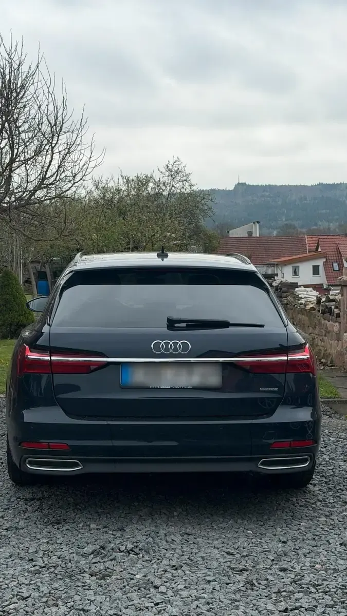 Gebraucht Audi A6 231 PS (169 kW) 2020 Blau Kombi