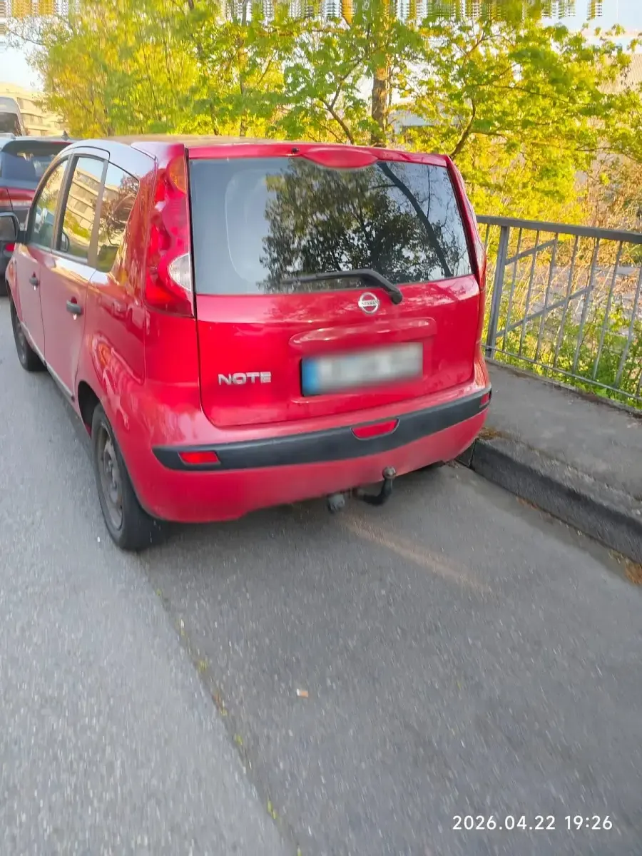 Gebraucht Nissan Note 88 PS (64 kW) 2007 Rot Kleinwagen