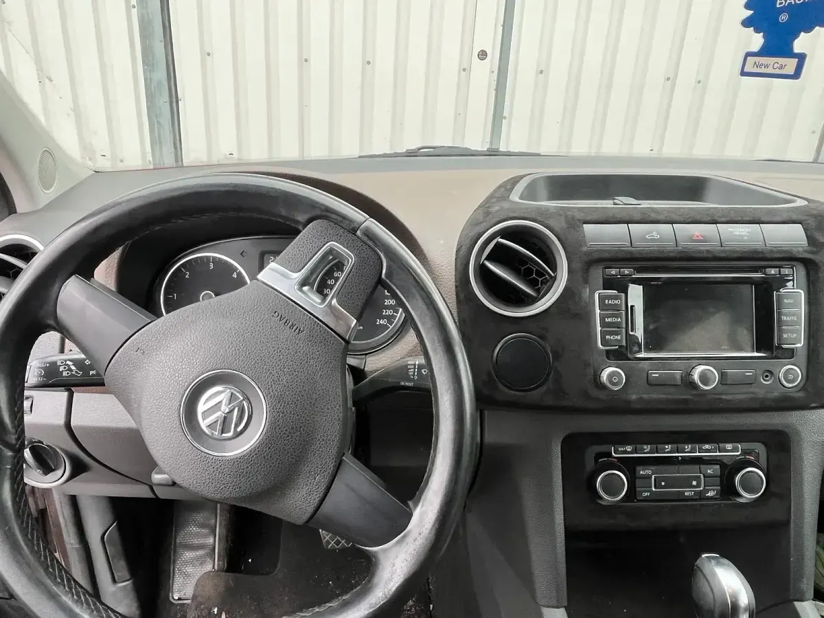 Gebraucht VW Amarok 180 PS (132 kW) 2013 Rot Pickup