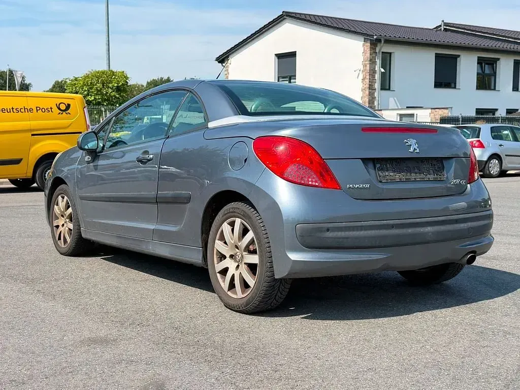 Gebraucht Peugeot 207 CC Sport 150 PS (110 kW) 2008 Grau Cabrio