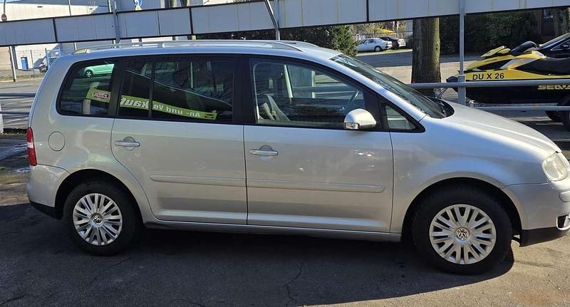 Gebraucht VW Touran 136 PS (100 kW) 2008 Silber Van / Kleinbus