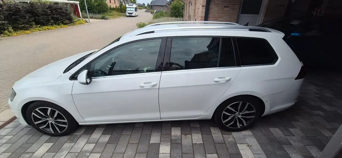 Gebraucht VW Golf VII Highline 150 PS (110 kW) 2014 Weiß Kombi