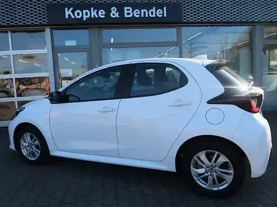 Gebraucht Mazda 2 Center-Line 116 PS (85 kW) 2025 Lunar white Kleinwagen