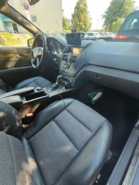 Gebraucht Mercedes 250 204 PS (150 kW) 2010 Grau Limousine