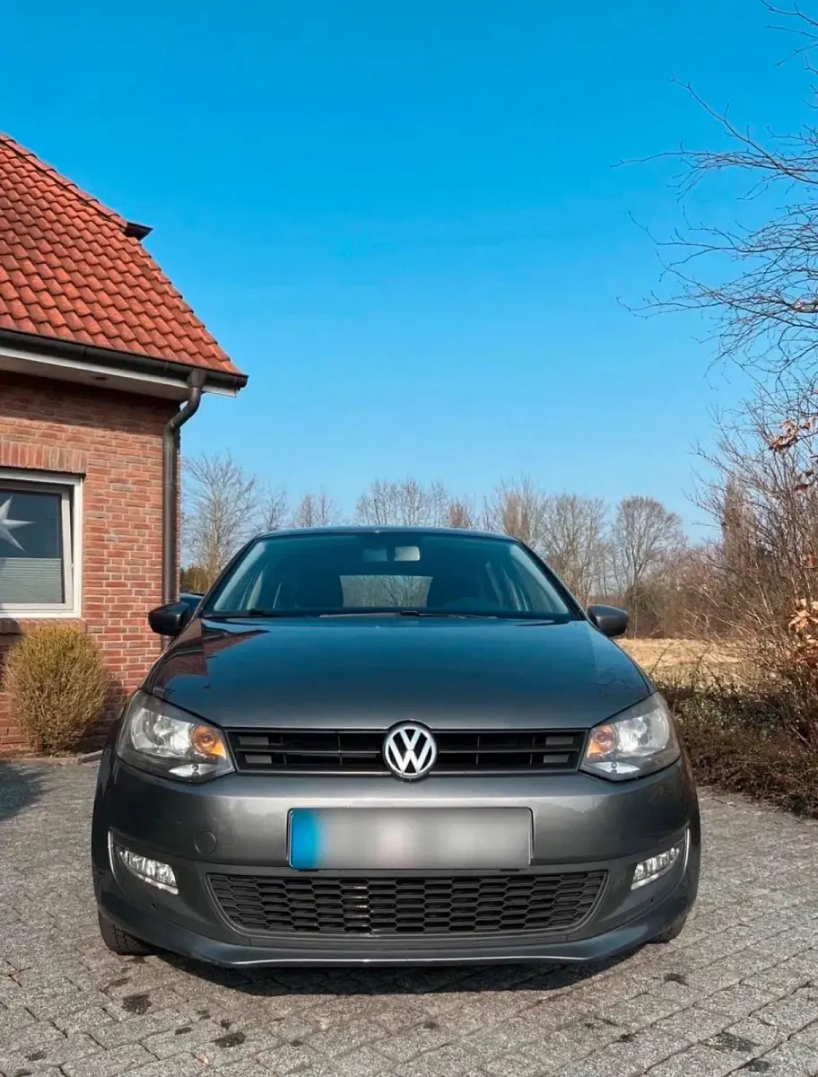 Gebraucht VW Polo Trendline 70 PS (51 kW) 2012 Grau Kleinwagen