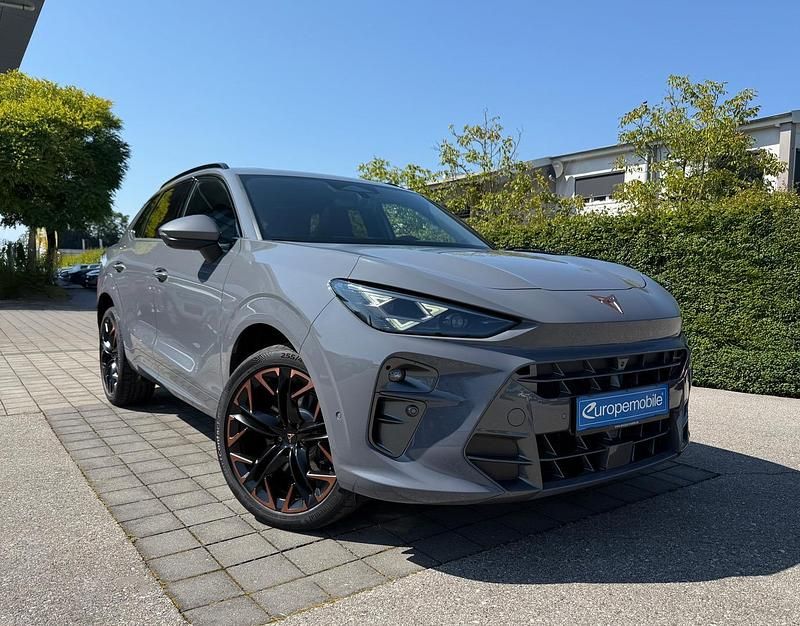 Neu Cupra Terramar VZ 265 PS (194 kW) 2025 Graphene grau exclusive/grau SUV