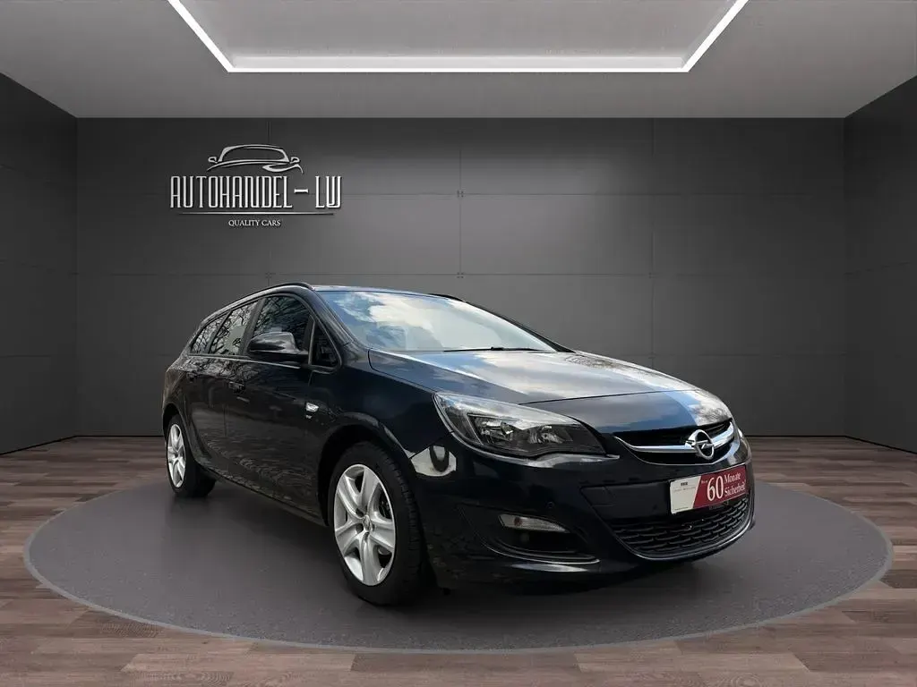 Gebraucht Opel Astra Energy 120 PS (88 kW) 2015 Schwarz Kombi