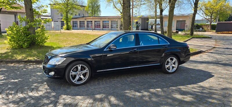 Schwarz Gebraucht 2009 Mercedes S500 Limousine | 17.999 € (Fairer Preis) - Bild 1/4
