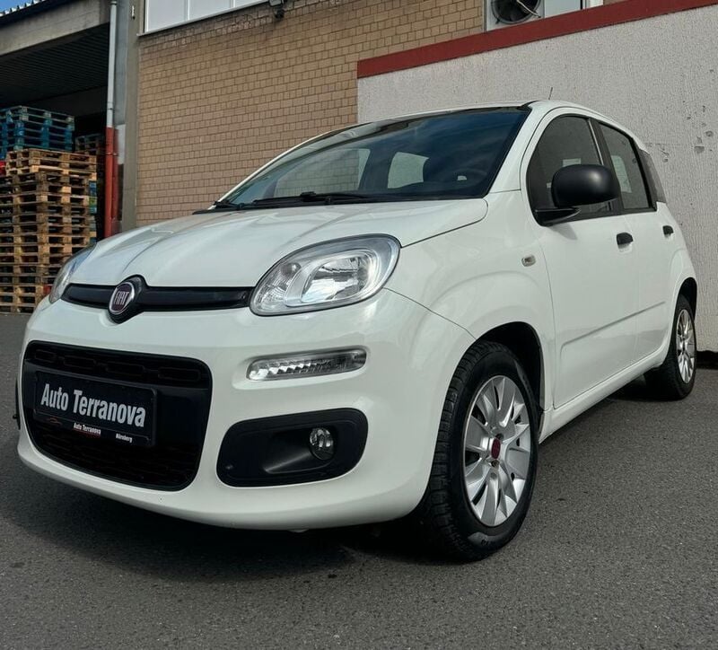 Weiß Gebraucht 2016 Fiat Panda Easy Kleinwagen | 5.499 € (Fairer Preis) - Bild 1/4