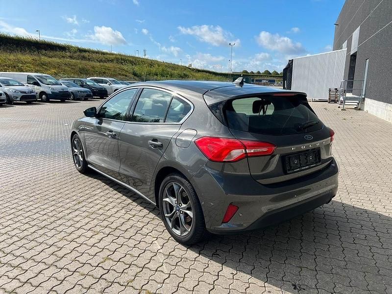 Używany Ford Focus Titanium 125 KM (91 kW) 2019 Szary Sedan/Limuzyna