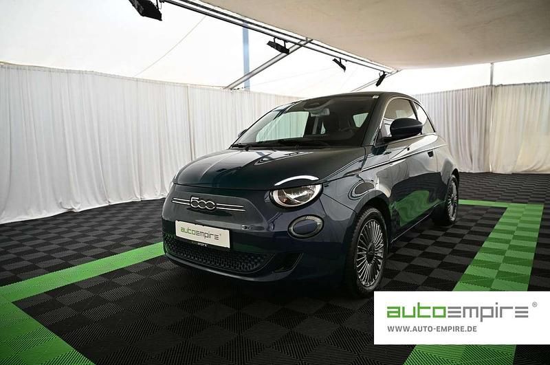 Ocean grün Gebraucht 2023 Fiat 500e Style Kleinwagen | 17.790 € (Superpreis) - Bild 1/3