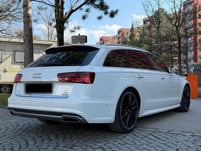 Gebraucht Audi A7 S-Line 320 PS (235 kW) 2018 Andere farben Kombi