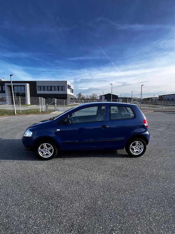 Gebraucht VW Fox 55 PS (40 kW) 2007 Blau Kleinwagen