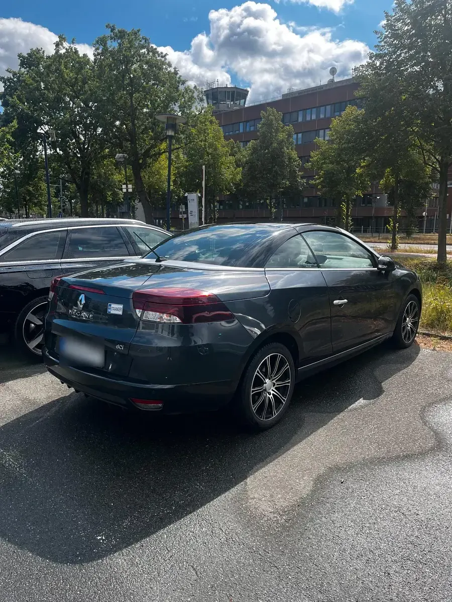 Gebraucht Renault Mégane Cabriolet 110 PS (80 kW) 2012 Schwarz Cabrio